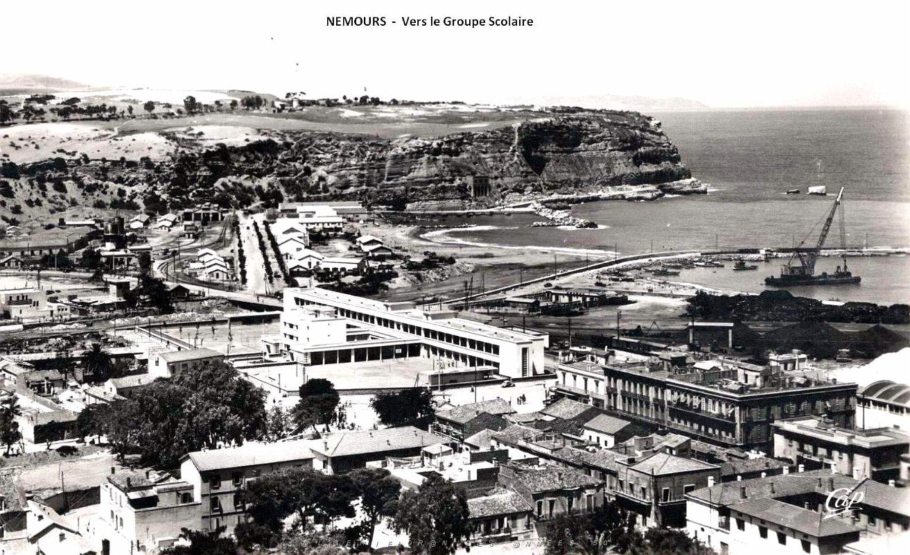 Nemours - Vers le Groupe scolaire.jpg
